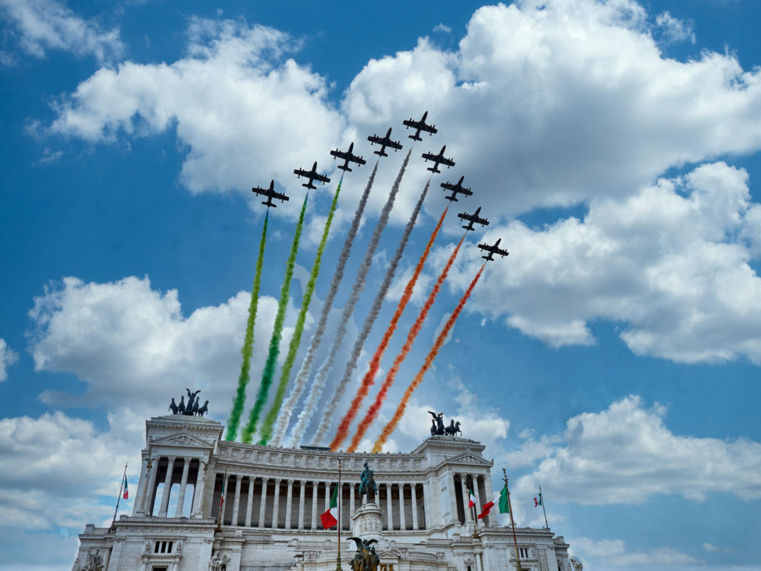 La révision de la loi 185/90 en Italie: vers un détricotage des régimes de contrôle des exportations de matériel militaire ?