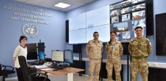 L’ONU à la croisée des chemins : gouverner les technologies numériques qui intègrent l’IA tout en les utilisant dans ses opérations de paix