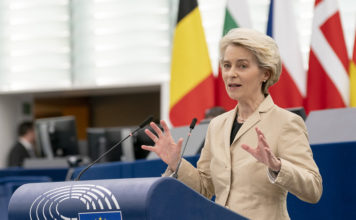 L’Omnibus défense de la Commission européenne : ajustements mineurs ou choix politiques majeurs ? Photo de couverture : Ursula von der Leyen qui s’exprime en session plénière devant le Parlement européen le 14 décembre 2022 – crédit : European Parliament via Flickr.
